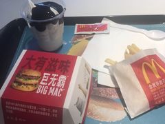 -麦当劳(静安寺店)