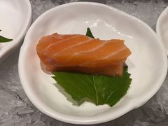 -雍容荟活帝王蟹活龙虾自助(苏宁旗舰店)