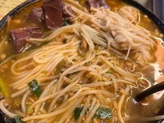 -星林居酸辣米线餐厅