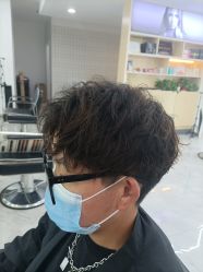 -Coo Hair salon