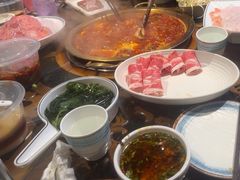 -小天鹅火锅·一线江景洪鼎旗舰店(洪崖洞店)