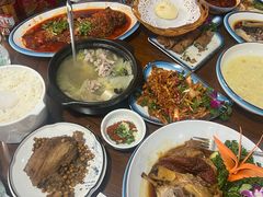 -四方小吃·白族庭院餐厅