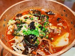 -成都你六姐·牛肉冒菜(城市集市合生汇店)