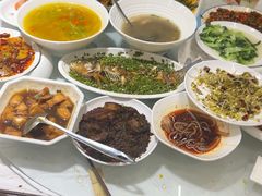 -华光驿站私房菜·黑金冠