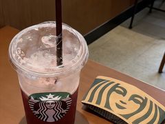 -星巴克臻选(惠州华贸天地1楼店)