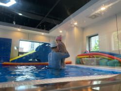 -趣游baby swim婴童游泳·盐氧护(旭辉u天地店)