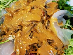 -鑫渔港海鲜本地菜·山海关浑锅(东戴河店)