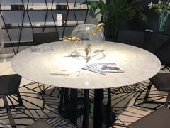 -罗奇堡家具(淮海西路店)