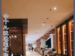 -雍和会海鲜姿造自助(湖东路店)