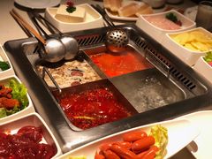 -海底捞火锅鲜切牛肉主题店(长寿路店)