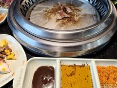 -梨花自助烤肉(乐宾店)