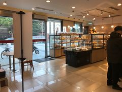 面包甜点陈列柜-85度C(生甜甜圈研究工坊·上海局门店)