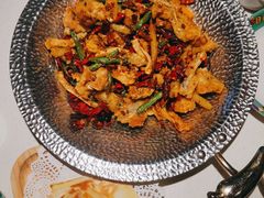 -小鱼小牛·鱼牛干锅·脆鱼火锅(世欧广场店)