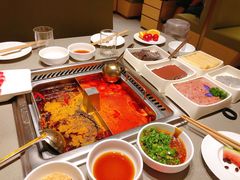 -海底捞火锅(杭州萧山宝龙广场店)