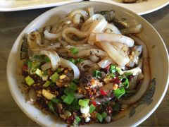 -老鼎万春卤菜(鹭湖宫8区店)