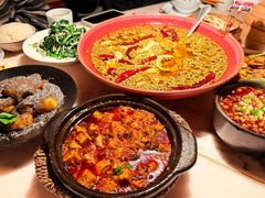 -初蓉丨遇见新川菜(亲贤街荣耀店)