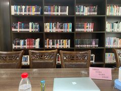 -杨浦区图书馆(长海路街道分馆)