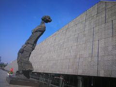 -侵华日军南京大屠杀遇难同胞纪念馆-停车场