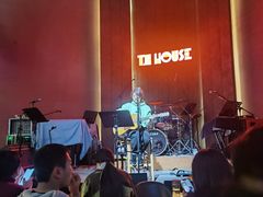 -TZ House音乐现场(来福士中心店)