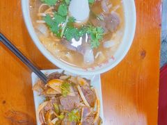 牛肉粉丝汤-手擀菠菜面(西康路店)