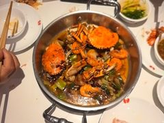 -七欣天香辣蟹火锅(闵行浦江欢乐颂店)