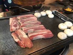 -香猪坊韩国烤肉专属门店(魏公村店)