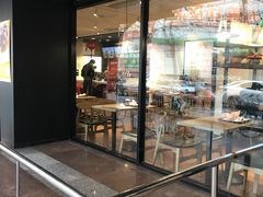 面包甜点陈列柜-肯德基(珍珠店)