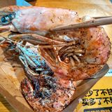 既可以是超市里面的生猛海鲜