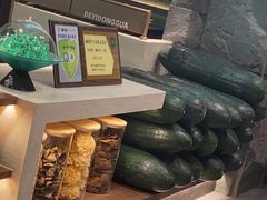 -得意咚瓜·顺德鱼生·冬瓜火锅(深圳首店)