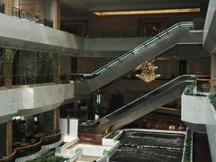 -广东大厦酒店(广州北京路步行街纪念堂地铁站店)