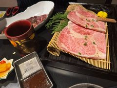 -山川小町·极番烧肉(新地假日广场店)