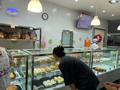 -白玉兰食品(中山公园龙之梦店)