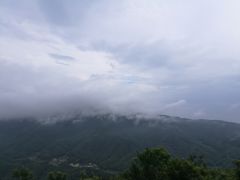 -梅岭月亮湾山体公园