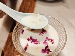 烤奶炖梨-小吊梨汤·北京菜·烤鸭(清河万象汇店)
