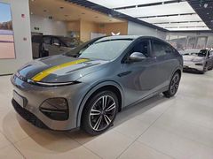 -小鹏汽车(上海静安大融城店)