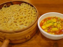 葱爆羊肉炒莜面窝窝-德顺源(玉泉区印象江南店)