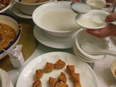 -荣誉大酒店·荣誉海鲜酒楼(晋江电力店)