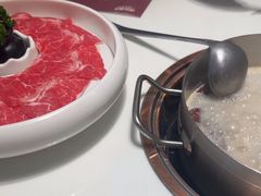 -洪氏嗨捞·猪肚鸡火锅(阳光天地店)