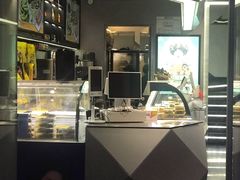 -周黑鸭(深圳南山区海岸城店)