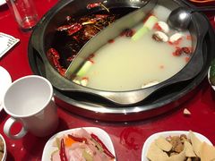 免费小菜-山城辣妹子重庆火锅(呼家楼北街店)