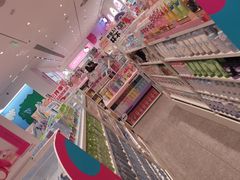 -名创优品(山东青岛华润万象城店)