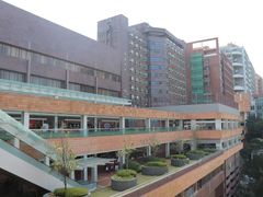 -香港大学