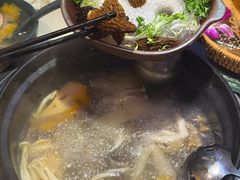 -润泽园椰子鸡(汇一城店)