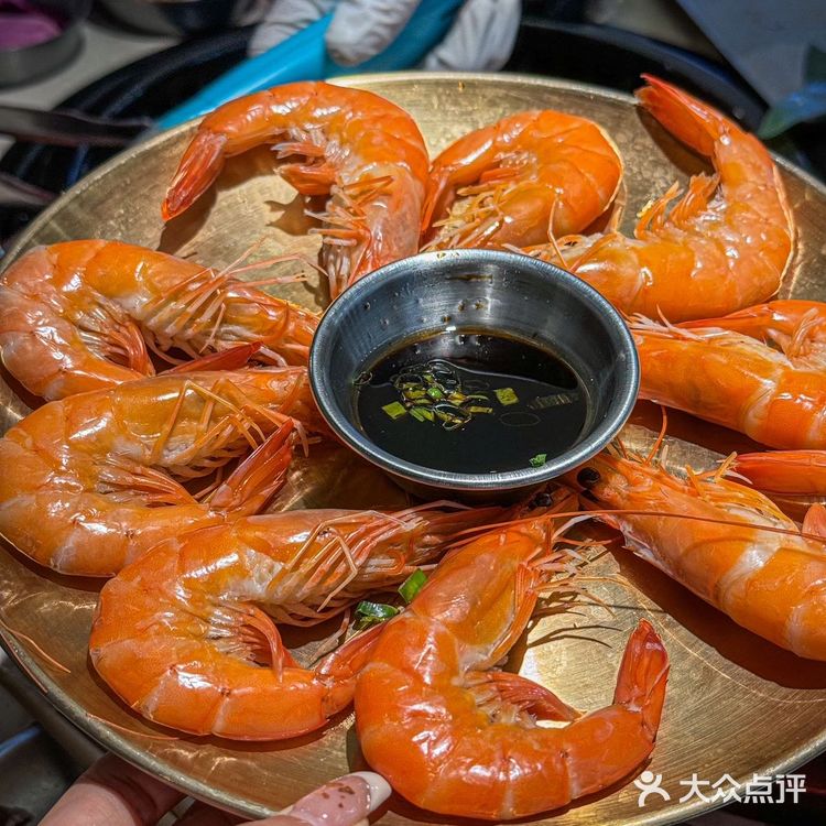 啊啊啊南宁的！！蚂蚁洞烤肉！！好像在韩国🇰🇷