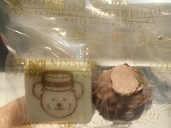 -上海半岛酒店·半岛精品店