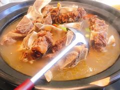 -香山湖家家宴(中山陵店)