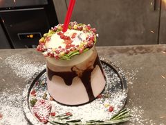 花环-BE NORMAL CAFE(霞溪路店)