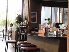 -星巴克臻选(深圳龙华红山天虹店)