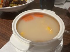 -港丽餐厅(正大店)