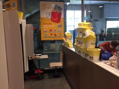 -麦当劳(轻轨曹杨路店)